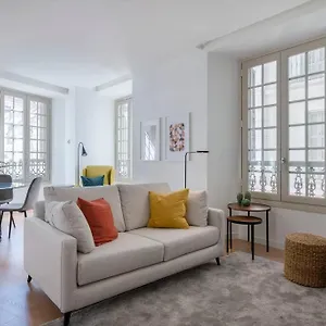 Key-wise Luxury Alcantara Plaza Teatro 2r Free Parking Appartement